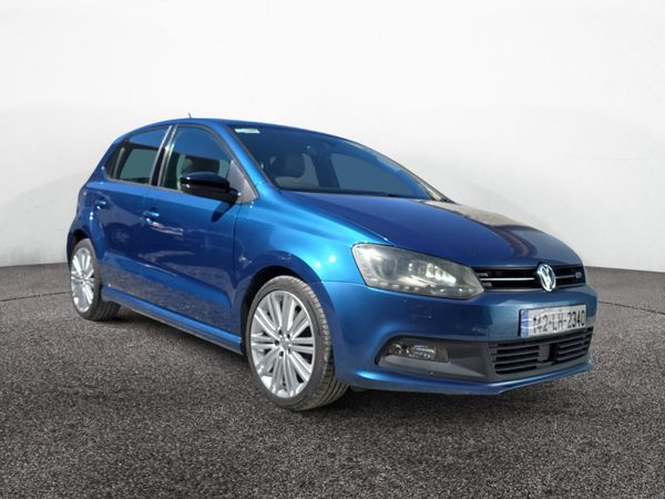 Volkswagen Polo Hatchback, Petrol, 2014, Blue