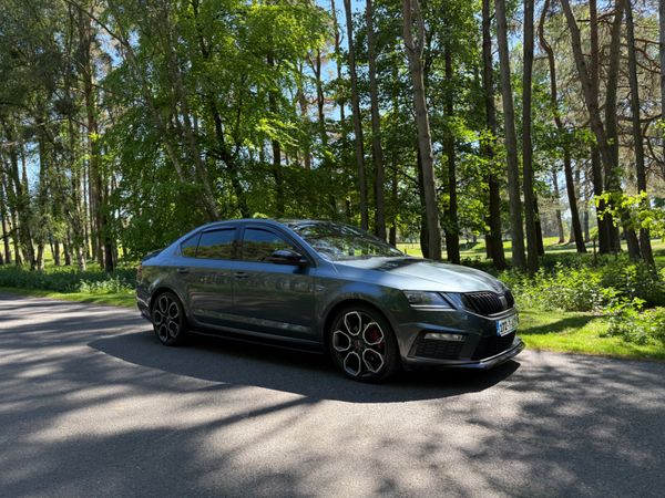 Skoda Octavia Hatchback, Diesel, 2017, Grey