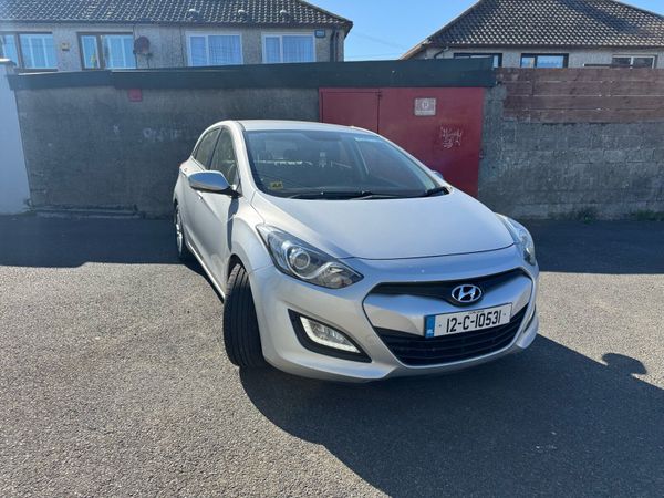 Hyundai i30 Hatchback, Diesel, 2012, Silver