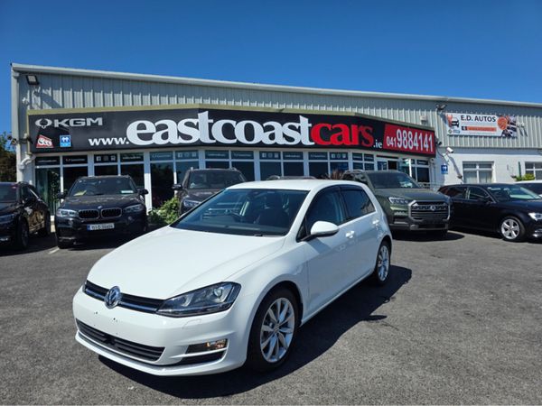 Volkswagen Golf Hatchback, Petrol, 2017, White