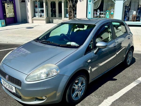 Fiat Punto Hatchback, Petrol, 2009, Grey