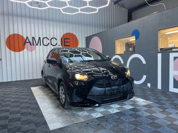 Toyota Yaris Hatchback, Petrol, 2021, Black