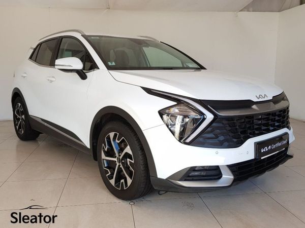 Kia Sportage MPV, Diesel, 2022, White