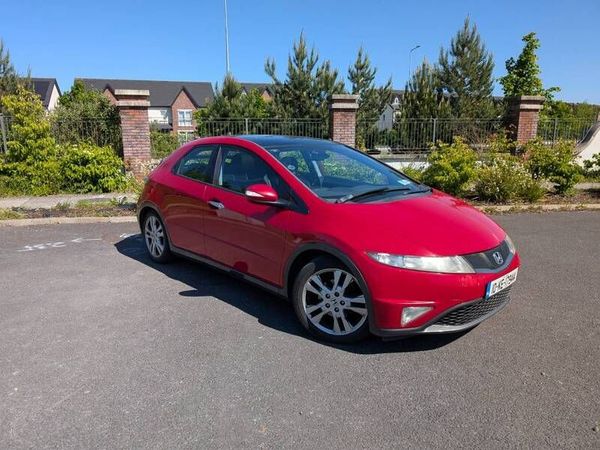 Honda Civic Hatchback, Diesel, 2010, Red