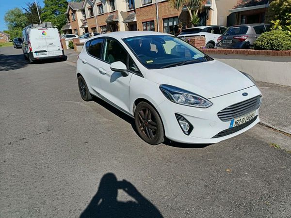 Ford Fiesta Hatchback, Petrol, 2018, White