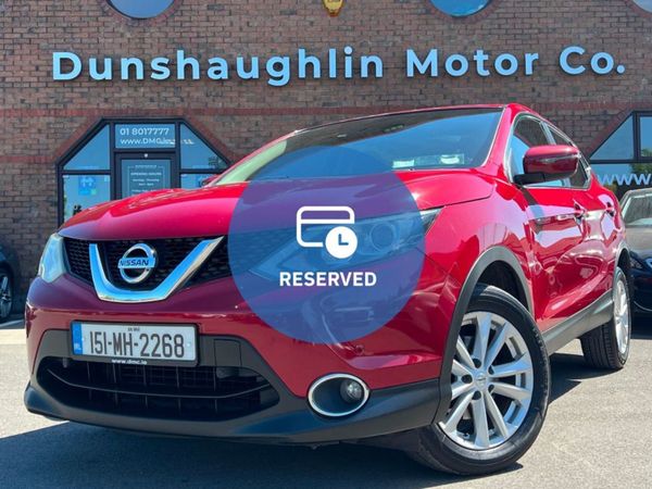Nissan Qashqai MPV, Diesel, 2015, Burgundy