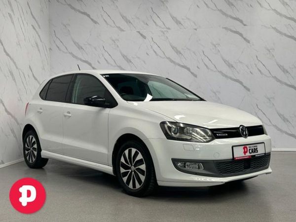 Volkswagen Polo Hatchback, Petrol, 2018, Blue
