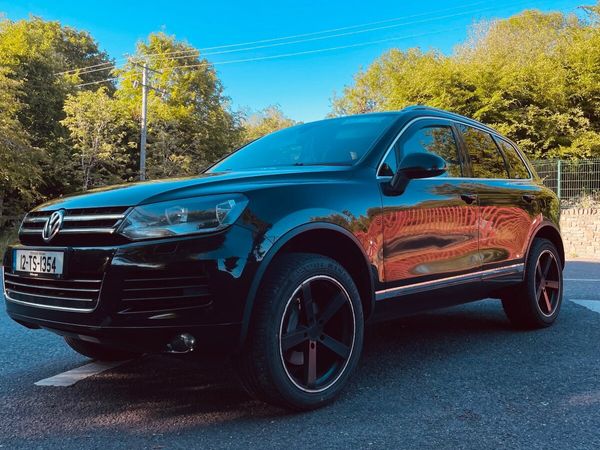 Volkswagen Touareg SUV, Diesel, 2012, Black