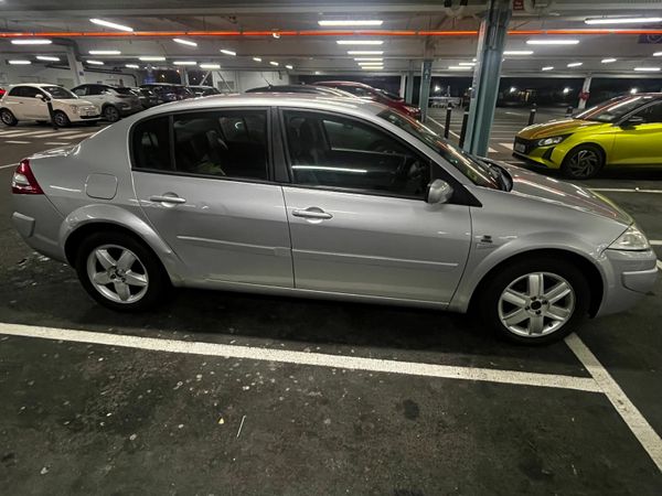 Renault Megane Saloon, Petrol, 2007, Silver