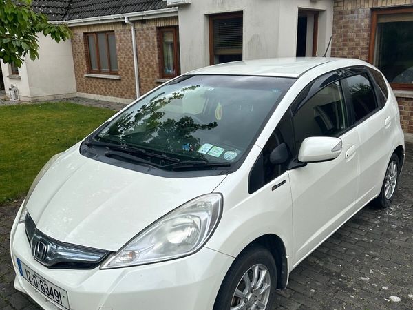 Honda Fit Hatchback, Petrol Hybrid, 2012, White