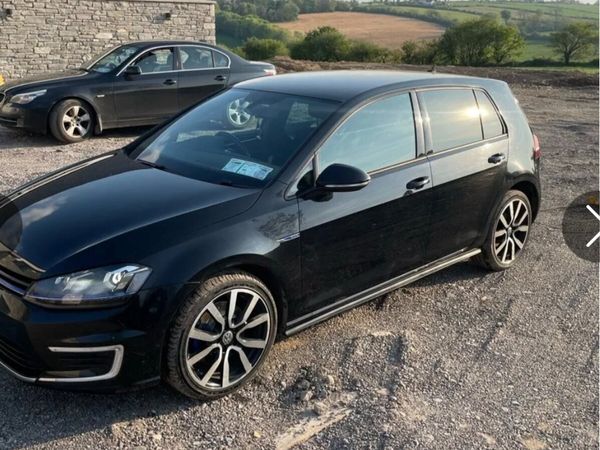 Volkswagen Golf Hatchback, Petrol Plug-in Hybrid, 2017, Black