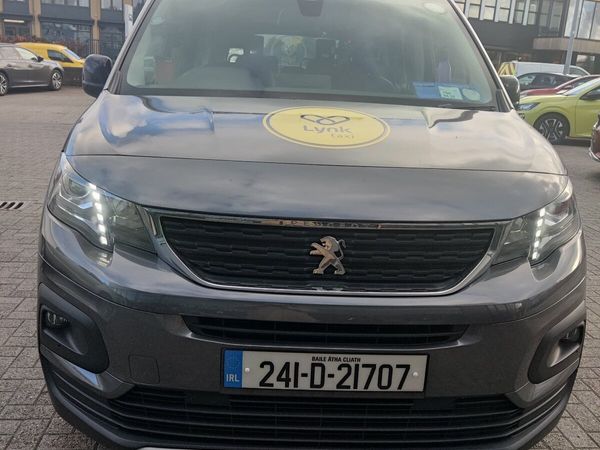 Peugeot e-Rifter MPV, Electric, 2024, Grey
