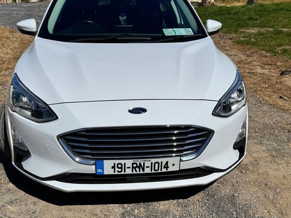 Ford Focus Hatchback, Petrol, 2019, White