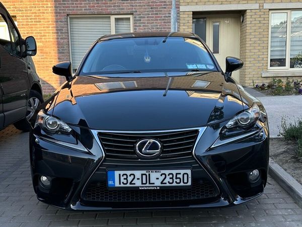 Lexus IS Saloon, Petrol Hybrid, 2013, Black