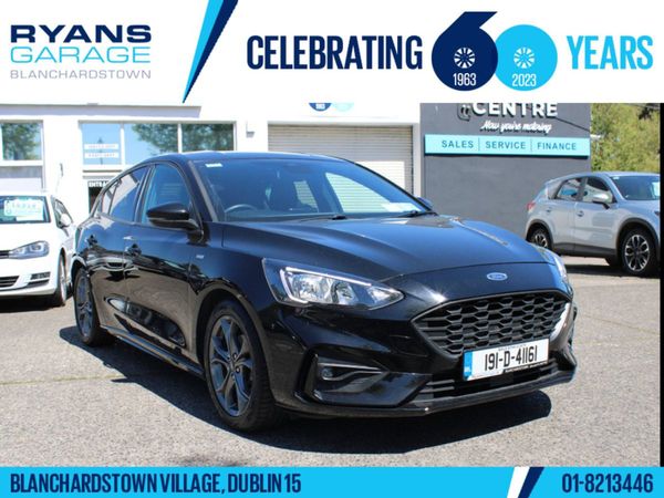 Ford Focus Hatchback, Petrol, 2019, Black