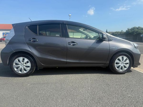 Toyota Aqua Hatchback, Petrol Hybrid, 2013, Grey