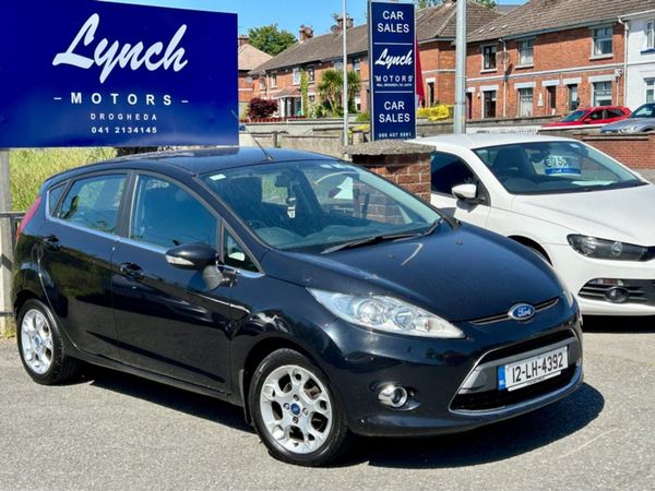 Ford Fiesta Hatchback, Diesel, 2012, Black