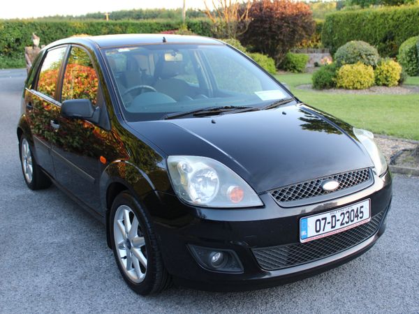 Ford Fiesta Hatchback, Petrol, 2007, Black