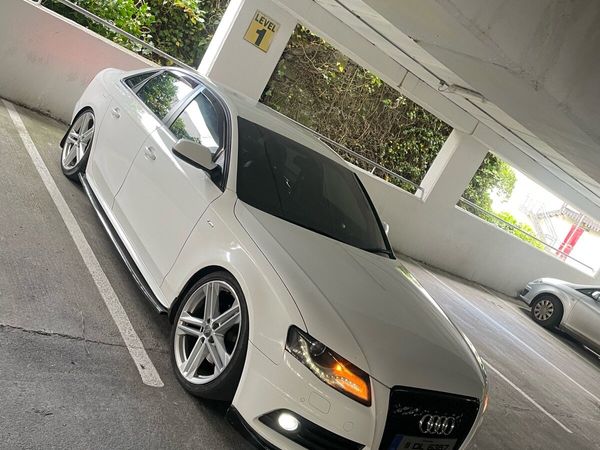 Audi A4 Saloon, Diesel, 2011, White