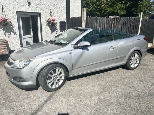 Opel Astra Convertible, Petrol, 2010, Silver