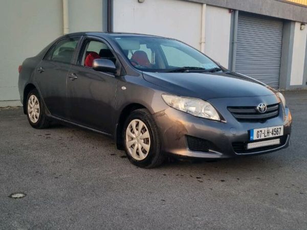 Toyota Corolla Saloon, Diesel, 2007, Grey