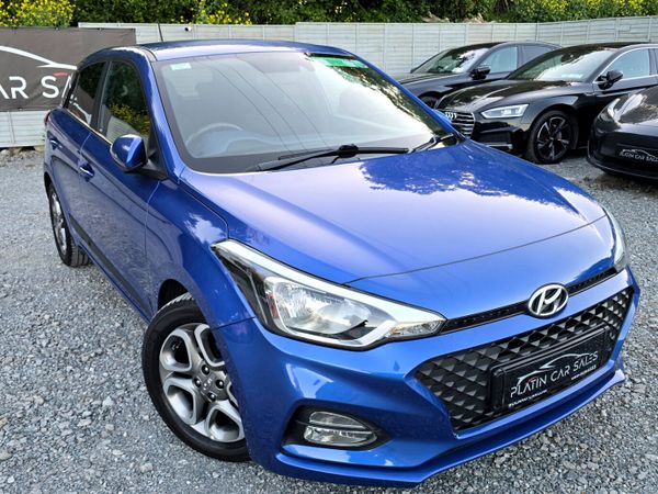 Hyundai i20 Hatchback, Petrol, 2020, Blue