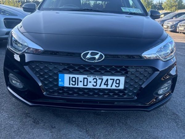 Hyundai i20 Hatchback, Petrol, 2019, Black
