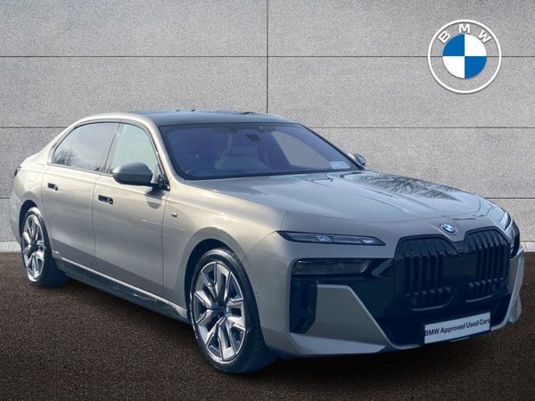 BMW i7 Saloon, Electric, 2023, Grey