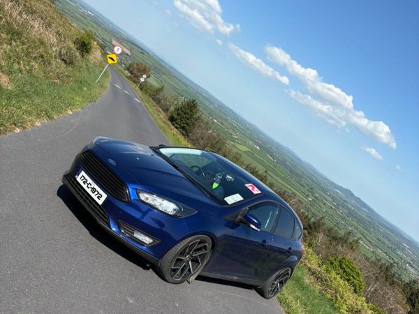 Ford Focus Hatchback, Diesel, 2017, Blue