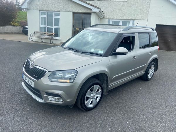 Skoda Yeti SUV, Diesel, 2014, Beige