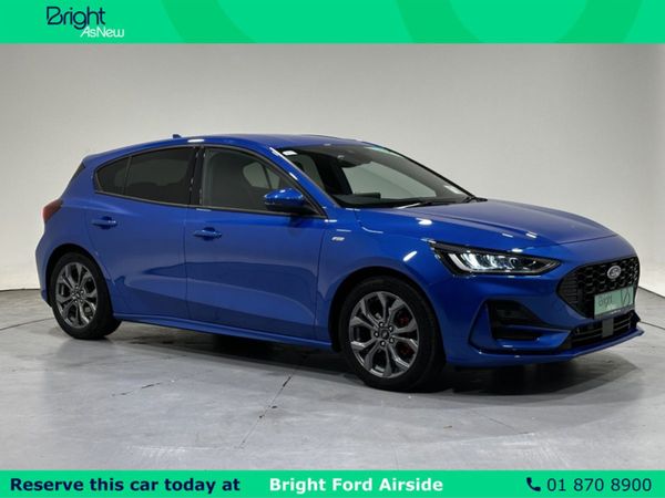 Ford Focus Hatchback, Petrol, 2024, Blue