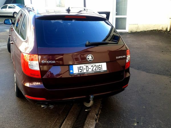 Skoda Superb Estate, Diesel, 2015, Red