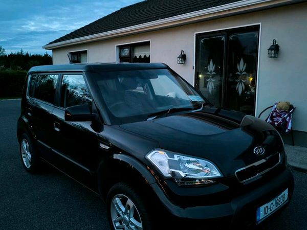 Kia Soul Hatchback, Diesel, 2010, Black