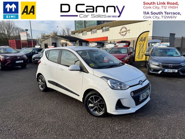 Hyundai i10 Hatchback, Petrol, 2018, White