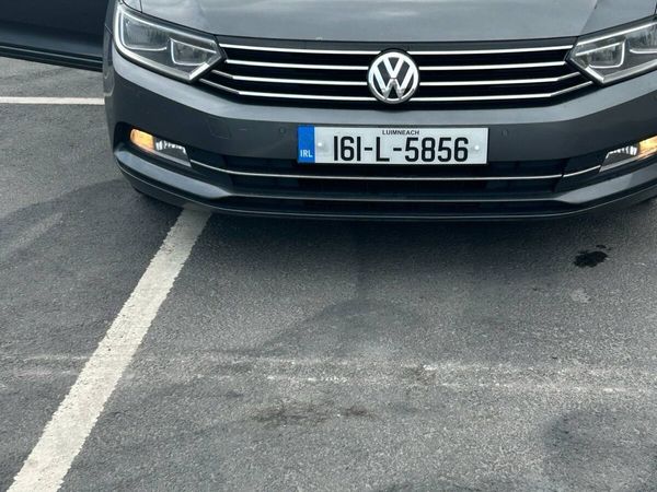 Volkswagen Passat Saloon, Diesel, 2016, Grey
