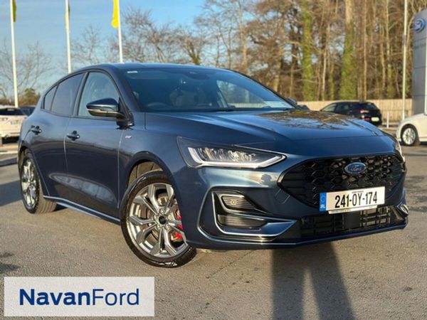 Ford Focus Hatchback, Petrol, 2024, Blue