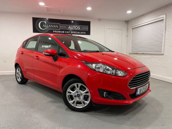 Ford Fiesta Hatchback, Petrol, 2016, Red