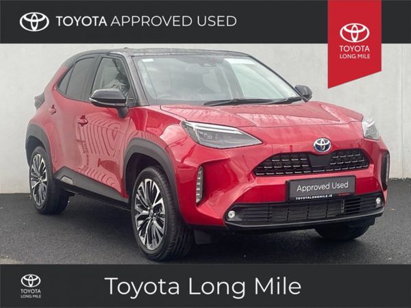 Toyota Yaris Cross Hatchback, Petrol Hybrid, 2022, Red