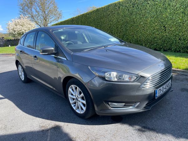 Ford Focus Hatchback, Petrol, 2017, Grey