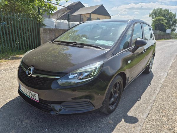 Opel Zafira MPV, Petrol, 2017, Black