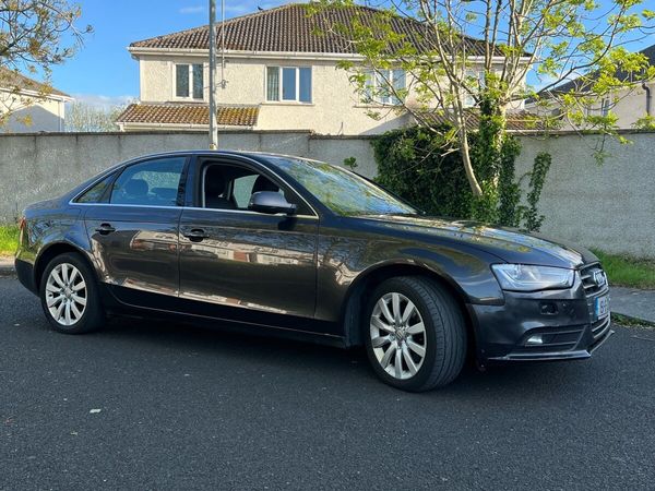 Audi A4 Saloon, Diesel, 2015, Grey