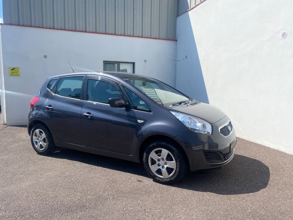 Kia Venga MPV, Petrol, 2015, Silver