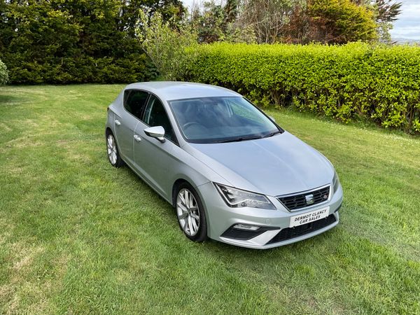 SEAT Leon Hatchback, Diesel, 2017, Silver