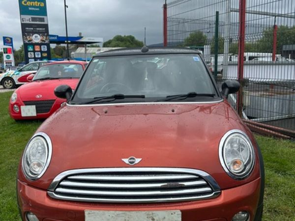 Mini Cooper Convertible, Diesel, 2010, Orange