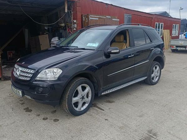 Mercedes-Benz M-Class SUV, Diesel, 2009, Black