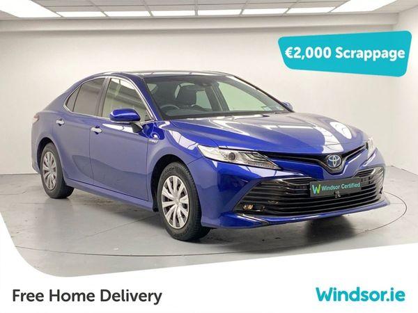 Toyota Camry Saloon, Petrol Hybrid, 2019, Blue