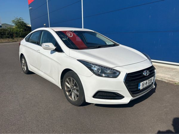 Hyundai i40 Saloon, Diesel, 2016, White