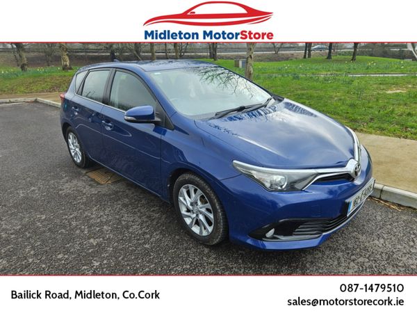 Toyota Auris Hatchback, Diesel, 2016, Blue