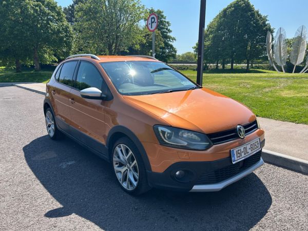 Volkswagen Polo Hatchback, Petrol, 2015, Orange