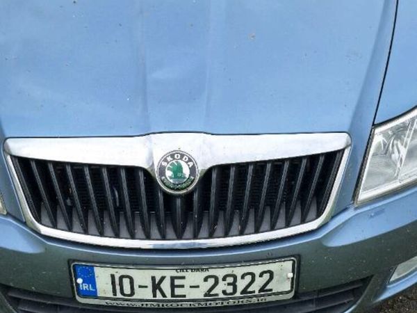 Skoda Octavia Hatchback, Diesel, 2010, Grey